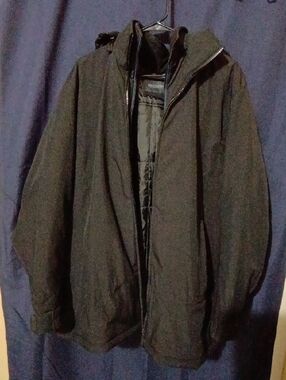 NWOT Weatherproof Men Black Hooded Coat